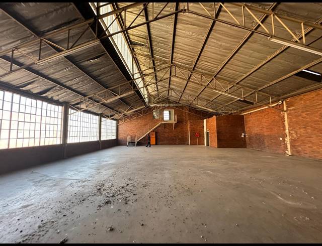 789M² WAREHOUSE TO LET IN WYNBERG